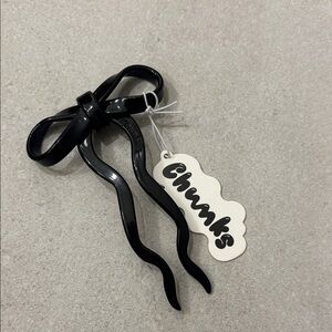 Chunks Large Black Bow Hair Clip with Ribbon Tails